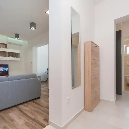 White Angel Apartment Omis